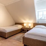 Reetdachhaus Tuemmeldiek Reetdachhaus Tuemmeldiek 6a * Böhl