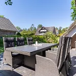 Reetdachhaus Tuemmeldiek Reetdachhaus Tuemmeldiek 6a *
