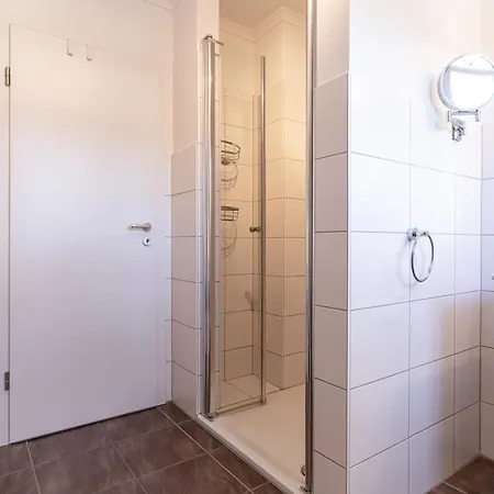 Reetdachhaus Tuemmeldiek Reetdachhaus Tuemmeldiek 6a Casa de Férias *