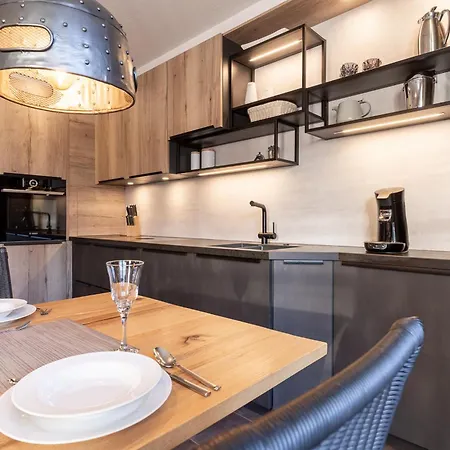 Feriehus Reetdachhaus Tuemmeldiek Reetdachhaus Tuemmeldiek 6a *