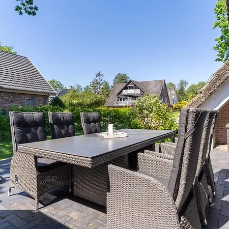Reetdachhaus Tuemmeldiek Reetdachhaus Tuemmeldiek 6a *